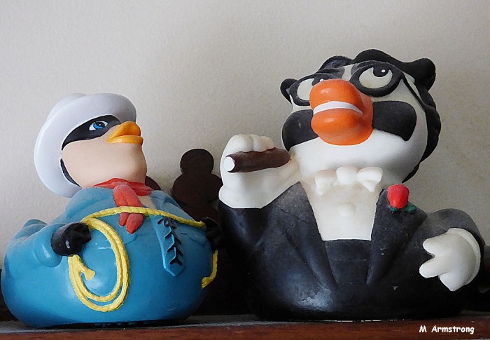 75-Lone and Groucho Tub toys