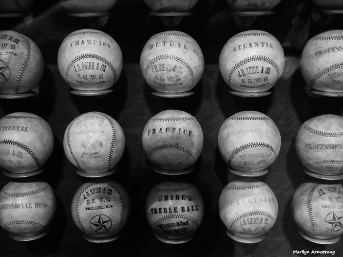72-bw-baseballs-hof_018