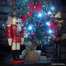 180-square-glow-christmas-tree-new-lights-omd-12152017_043